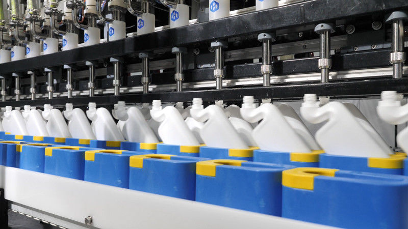 Dezenfeksiyon Suyu İçin 5000bph Şişe Kapatma Makinesi ， Tuvalet temizleme sıvısı dolum hattı, kapak kapatma ve bir arada vidalama